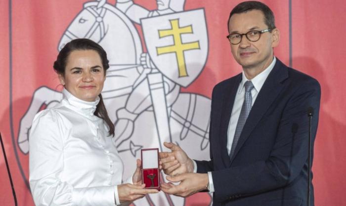Тихановская гастролирует по Польше, но осела в Литве