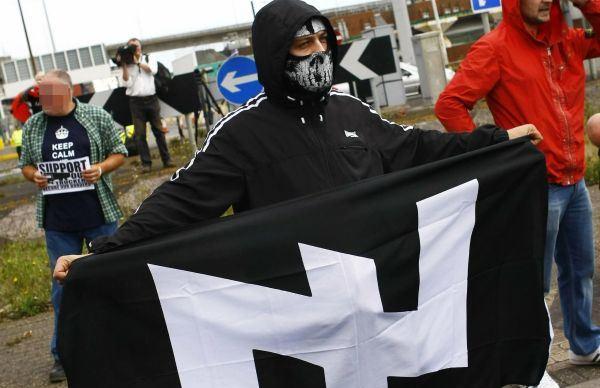 Украинских неонацистов тренируют немецкие и норвежские неонацисты