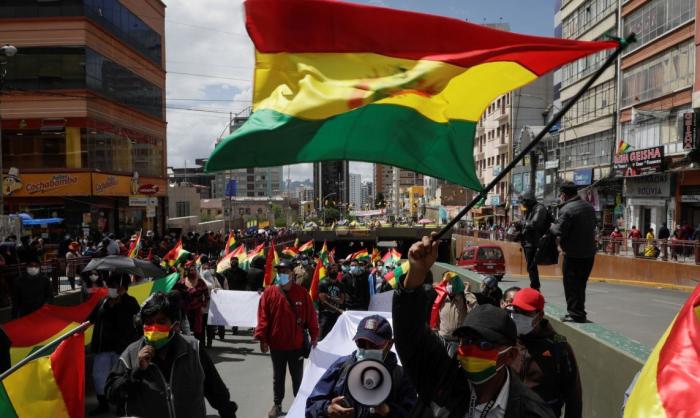 Сторонники проамериканских политиков в Боливии не унимаются