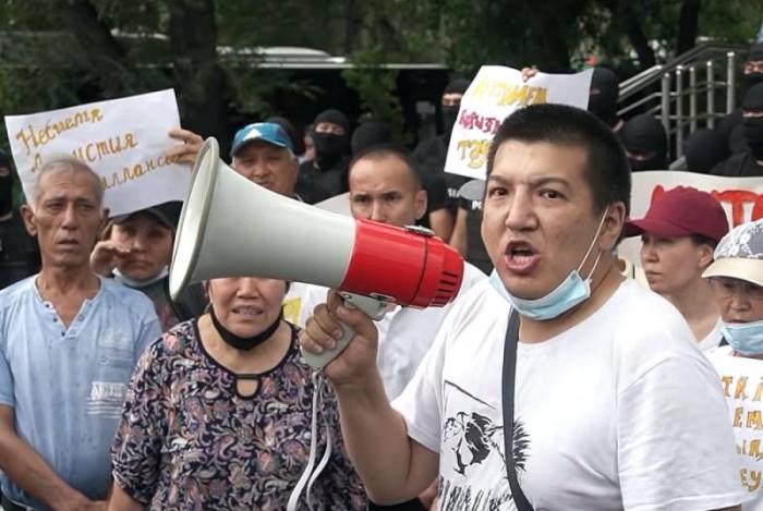 Языковые патрули в Казахстане – первый шаг к дискриминации