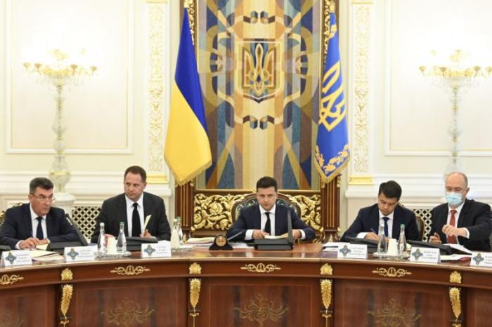 Украина «салютует» юбилею самостийности новыми санкциями