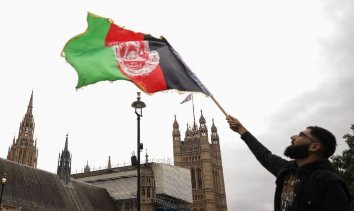 На игле — Британия не хочет уходить из Афганистана