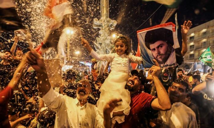 Сторонники Муктады ас-Садра празднуют победу