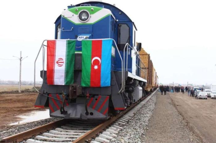 Иран – Азербайджан: будет ли достроен участок железной дороги Решт – Астара?