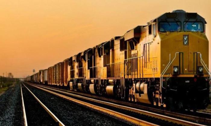 Из России в Иран с территории Туркменистана прибыл первый грузовой железнодорожный состав. 