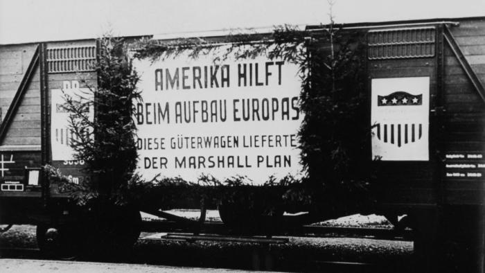 План был выдвинут в 1947 году американским госсекретарём Джорджем К. Маршаллом. Официальное название плана – «Программа восстановления Европы» (European Recovery Program). 