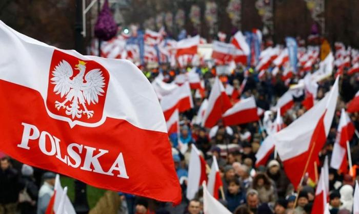 США хотят хаоса в Европе – Польша предъявляет репарационные требования к Германии