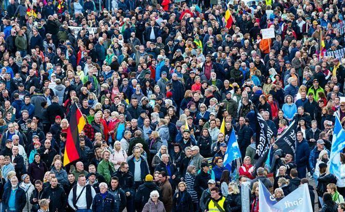 Протестам в Европе не видно конца