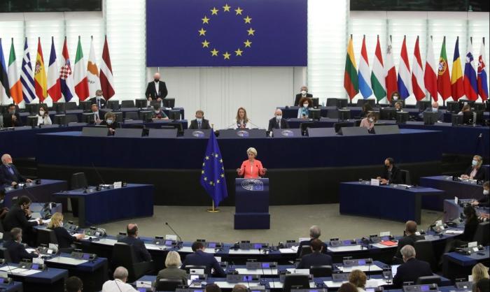 Европарламент хочет вырвать русскую страницу из мировой истории