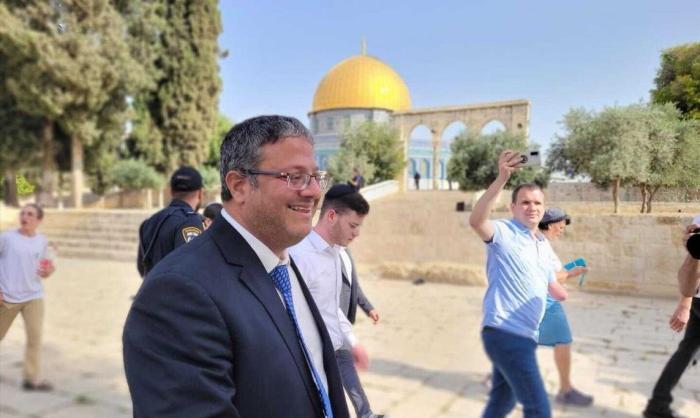 Американские официальные лица стараются загасить скандал, спровоцированный «прогулкой» по Храмовой горе в Иерусалиме новоиспечённого министра национальной безопасности Израиля Итамара Бен-Гвира.