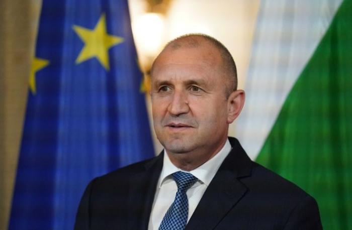Президент Болгарии высказался против поставок оружия киевскому режиму