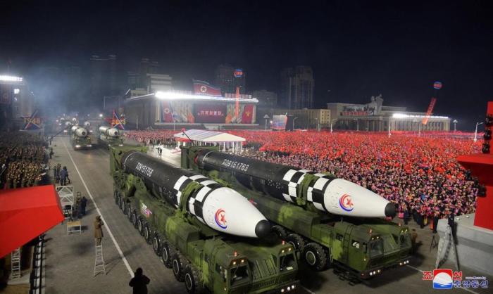 8 февраля в Пхеньяне состоялся военный парад по случаю 75-летия Корейской народной армии.