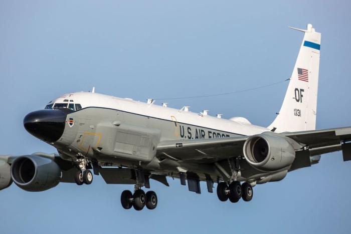 Самолёт-разведчик США шпионит за Россией в воздушном пространстве Финляндии