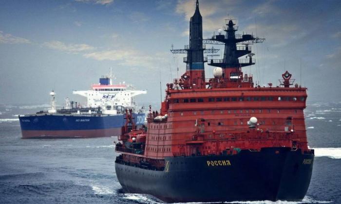 Адмирал Ставридис призывает топить российские танкеры
