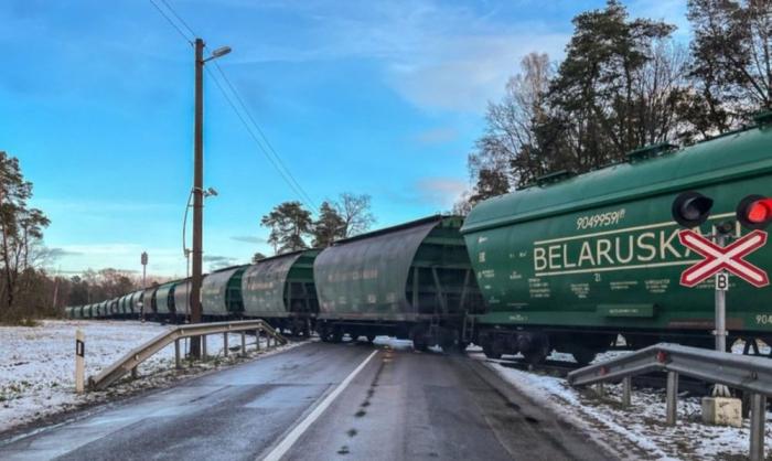 Транзит белорусских грузов через Литву сокращается