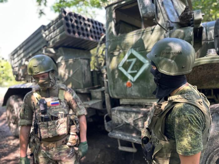 Рабочие будни расчёта РСЗО «Торнадо-Г» первой танковой армии