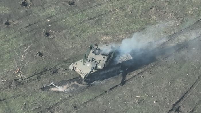 Подбитый Leopard 2A6 под Авдеевкой