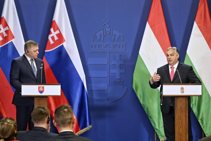 Главы правительств Словакии и Венгрии Роберт Фицо и Виктор Орбан