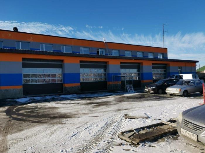 Петербургские строители завершают восстановление здания мариупольского МЧС