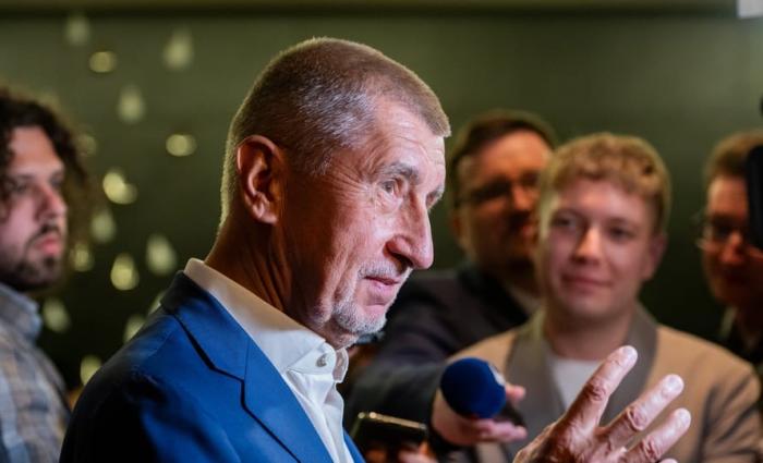 Русофобское правительство Чехии с треском проиграло выборы