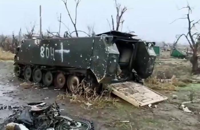 уничтоженная на Южно-Донецком направлении украинская БТР M113 американского производства