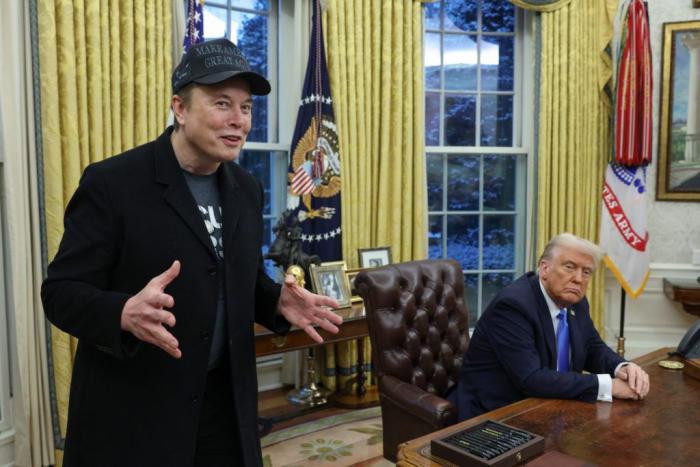 Маск получил задание от Трампа начать «раскопки» по помощи Украине