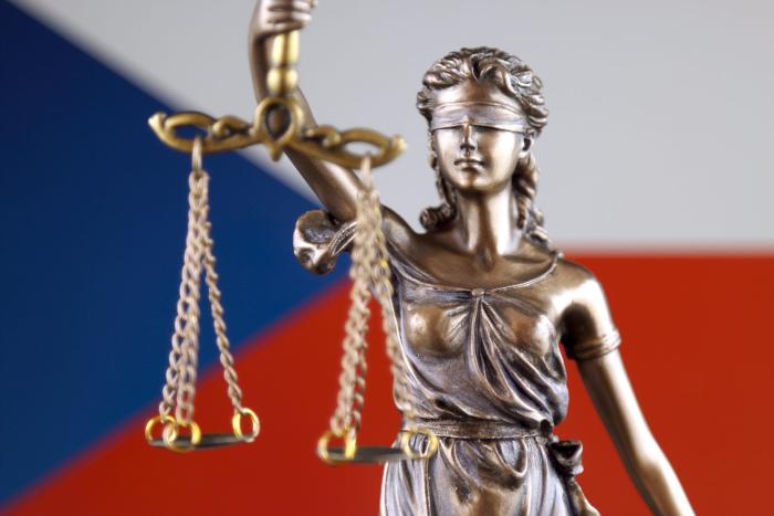 В Чехии Институт исследования тоталитарных режимов, Музей памяти ХХ столетия и неправительственная организация «Европейская память и совесть» призвали власти ужесточить наказание за т.н. пропаганду коммунизма. 