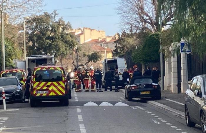 Нападение на генконсульство в Марселе стало следствием нагнетаемой во Франции антироссийской истерии и атмосферы ненависти к России