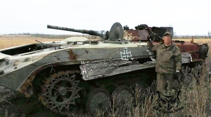 Уничтоженная украинская БМП-1 в районе н.п. Терны Донецкой области