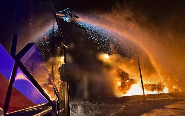 герани ночью поразили некий промышленный объект в Киевской области