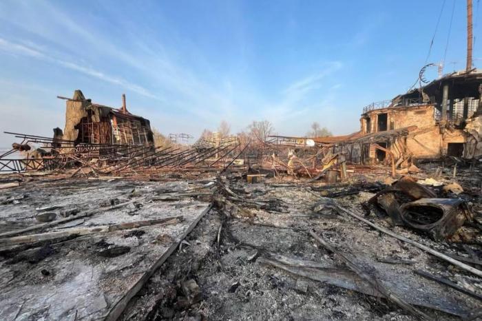 удар по объекту в районе Днепропетровска ликвидировал группу офицеров НАТО. По информации координатора николаевского сопротивления Владимира Лебедева, в результате точного удара в районе Днепропетровска были уничтожены десять офицеров НАТО