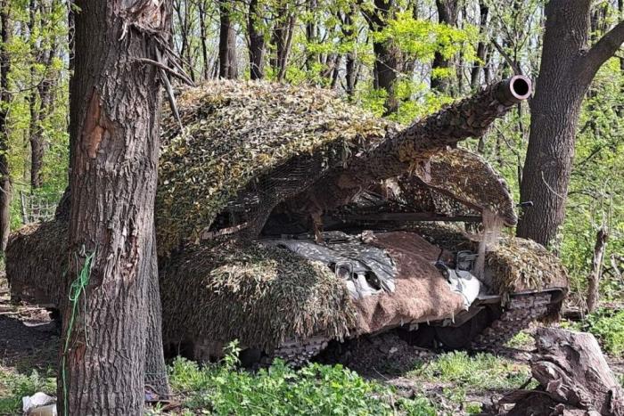 экипажи приспосабливают машины и тактику действий к изменившимся условиям