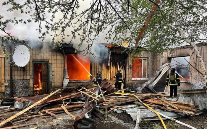 последствия ударов Гераней в Доброполье на Донбассе по ПВД ВСУ вчерашним утром