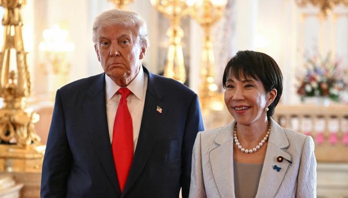 Санаэ Такаити и Дональд Трамп в Токио