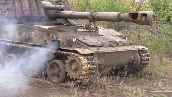 152-мм самоходная гаубица 2С3 «Акация», оснащённая системой динамической защиты «Буратино» из состава группировки войск «Восток» в Днепропетровской области, источник Телеграм-канал Военный Осведомитель