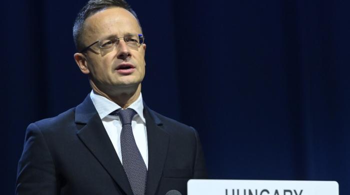 Венгрия и Словакия ведут переговоры с Хорватией об импорте российской нефти через трубопровод "Адриа". 