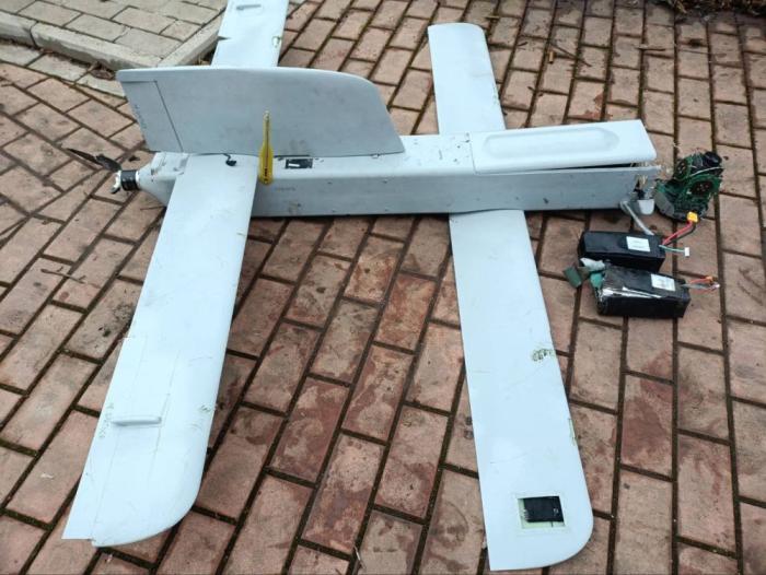 обломки редкого дрона-камикадзе «Куб-2-2», эпизодически применяемого ВС РФ в зоне СВО, источник Телеграм-канал Военный Осведомитель