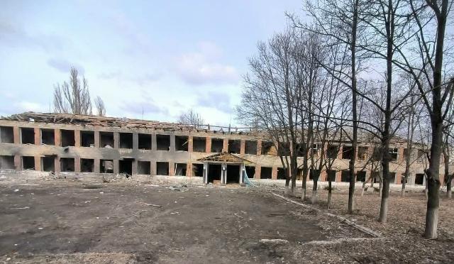 Грушевка Купянский район. Здание школы, источник мессенджер МАХ сообщество Купянский район для своих