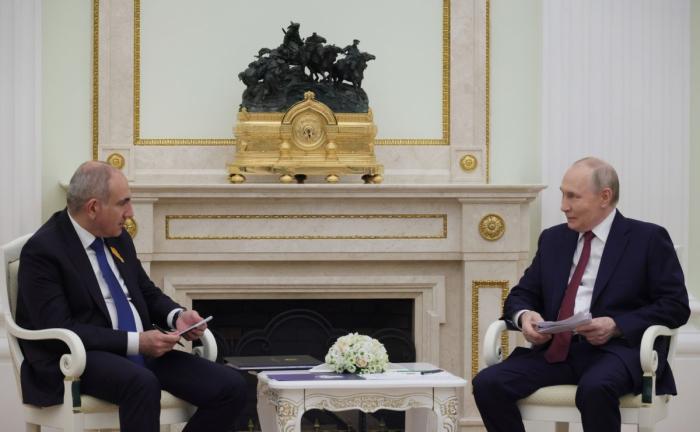 Никол Пашинян провёл переговоры в Кремле