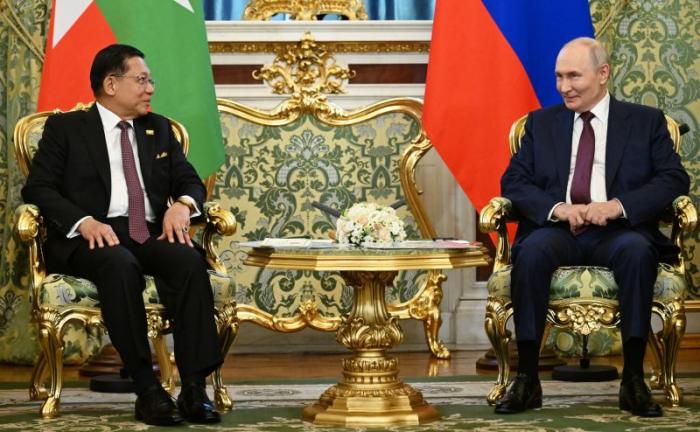 Накануне, 18 августа 2026 года в Кремле состоялись трехчасовые переговоры президента России Владимира Путина с президентом Мьянмы Мин Аун Хлайном, по итогам которых был подписан и принят солидный пакет из 12 межведомственных и коммерческих документов. 