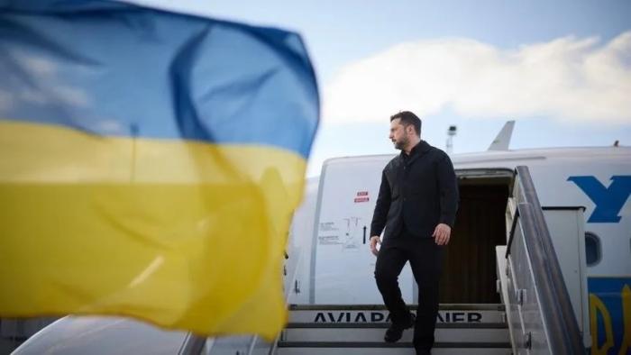 Для чего Зеленский погнал борт номер один в Стамбул