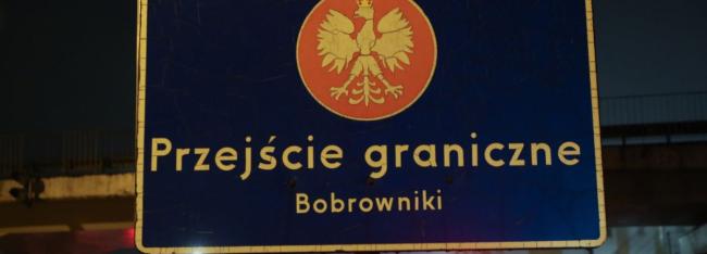 В ночь на 17 ноября Польша открыла два пропускных пункта на границе с Белоруссией: Кузница Белостоцкая (с белоруской стороны Брузги) и Бобровники (с белорусской стороны Берестовица). Оба погранперехода были закрыты по инициативе польской стороны в 2021 (Кузница) и 2023 гг. (Бобровники).