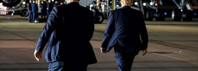 Дональд Трамп трусливо удирает из Анкары, прячась от журналистов