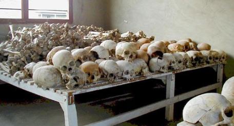 Во Франции видят много общего между геноцидом тутси в Руанде и евреев в Польше