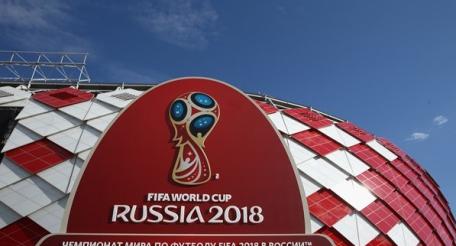 По сообщению американской разведывательно-аналитической организации SITE Intelligence Group, боевики террористических группировок стали размещать в социальных сетях постеры с угрозами в связи с Чемпионатом мира по футболу в России.