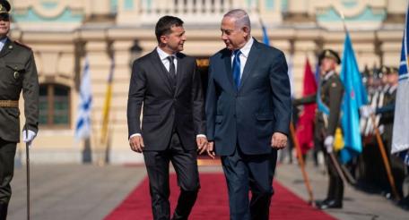Премьер-министр Израиля Биньямин Нетаньяху и Украины Владимир Зеленский.