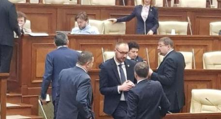 В парламенте Молдовы