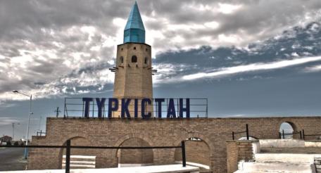 Туркестан — древний город на юге Казахстана, едва не стал его очередной столицей