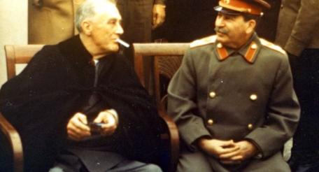 Рузвельт просил Сталина помочь Америке в войне с Японией, когда немецкие войска ещё стояли под Москвой