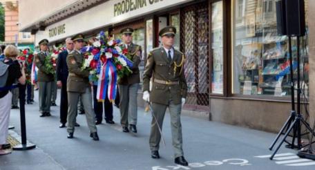 В августе по всей Чехии проходят памятные мероприятия, посвящённые 53-й годовщине ввода войск Организации Варшавского договора (СССР, ГДР, Польша, Венгрия, Болгария). 